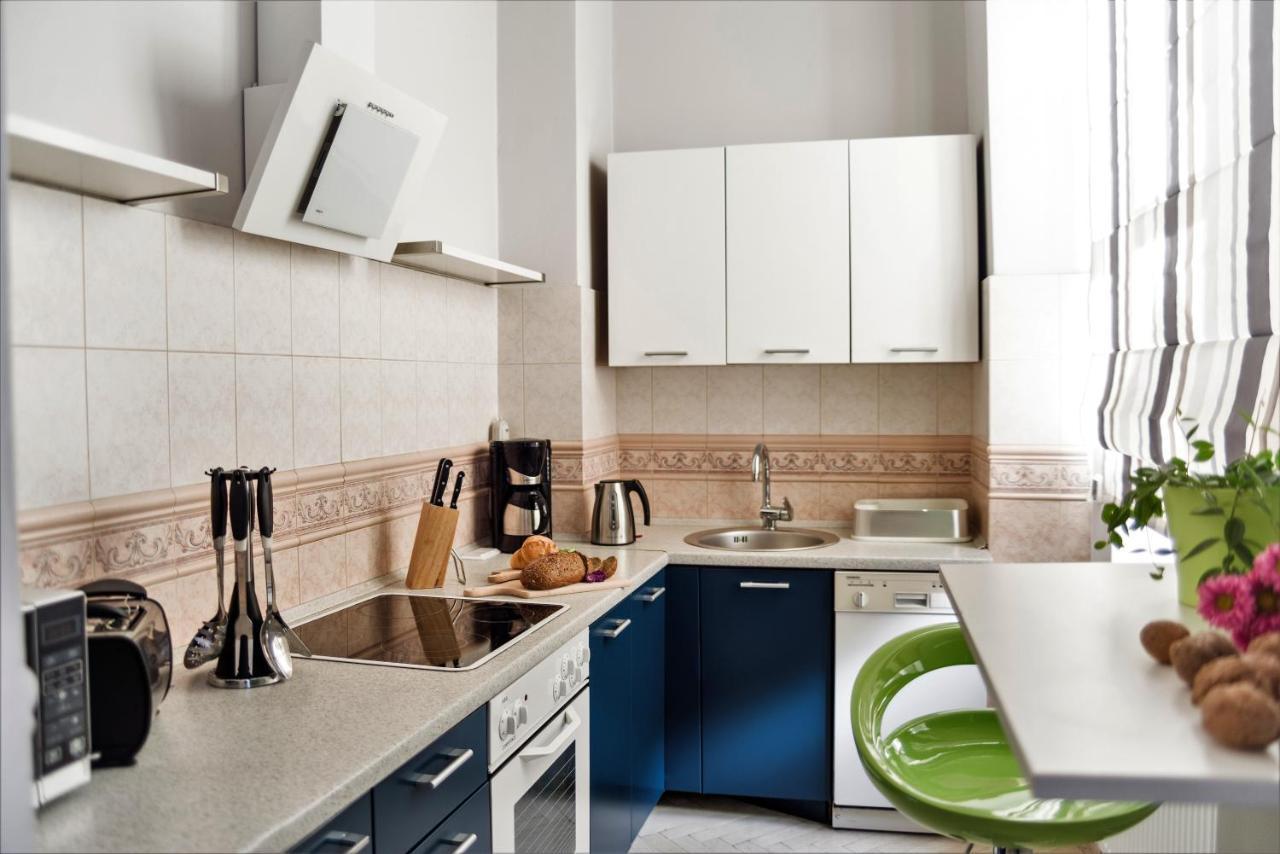 Apartament Chmielna Bis Apartman Varsó Kültér fotó