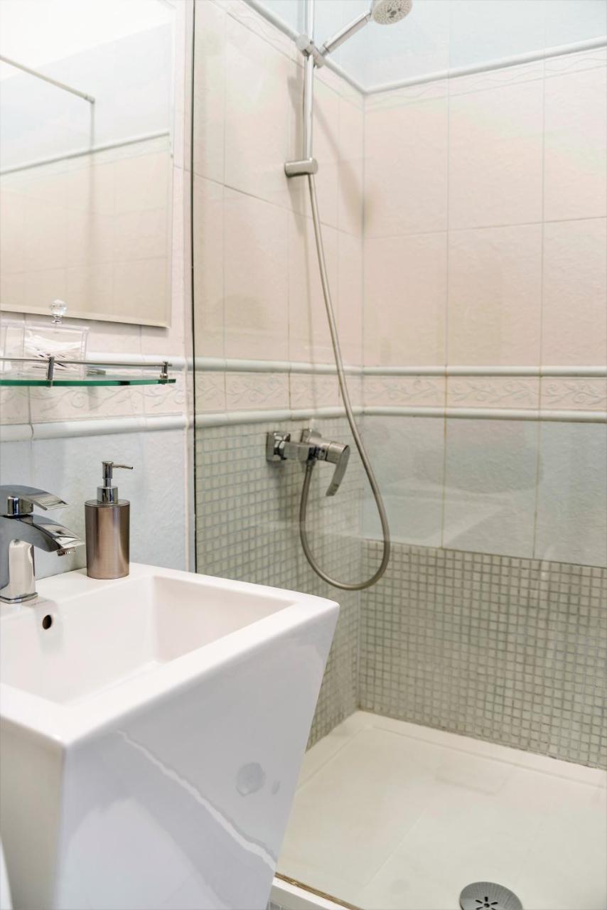 Apartament Chmielna Bis Apartman Varsó Kültér fotó