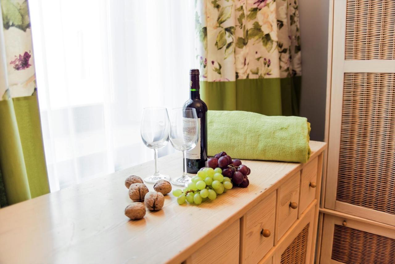 Apartament Chmielna Bis Apartman Varsó Kültér fotó